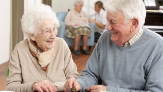 Как оформить пожилого в дом престарелых?