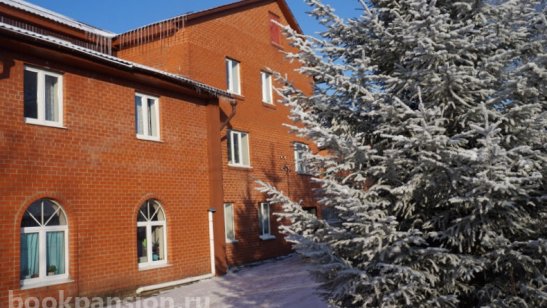 Пансионат для пожилых Оберег в Лешино