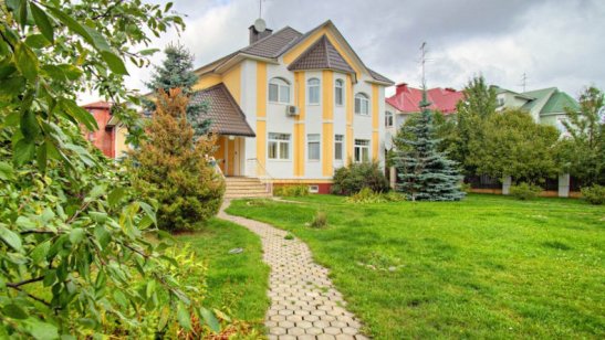 Пансионат Забота и уход в Ромашково фото